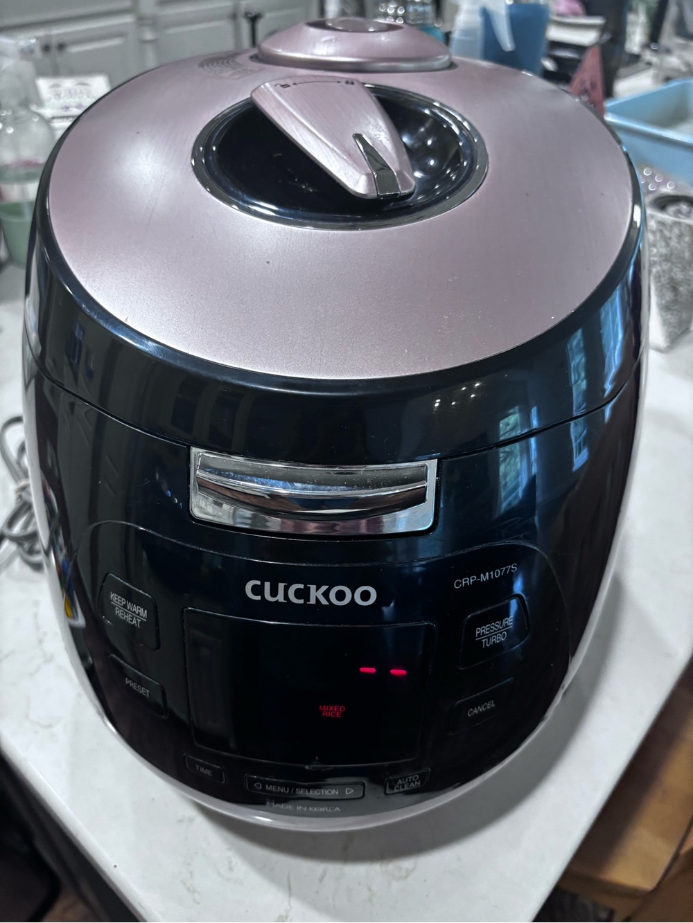 CUCKOO CRP-P0609S 6-Cup Uncooked Pressure Rice Cooker & Warmer